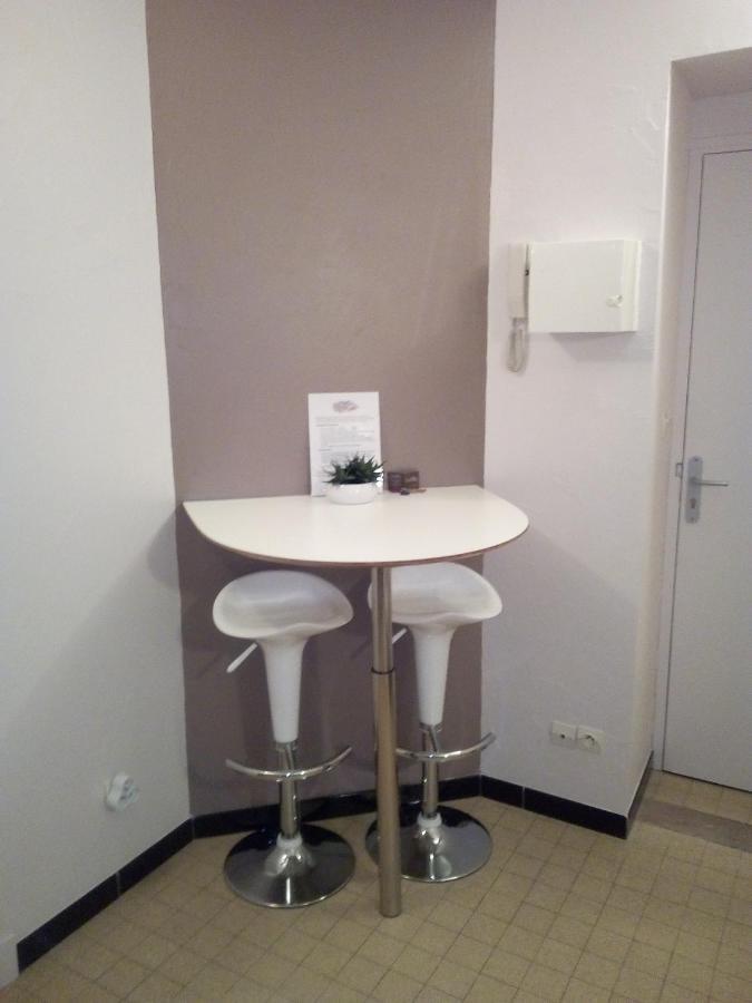Studio 2 Pers En Vieille Ville Parking Gratuit - By La Source D'Orfee 볼로뉴쉬르메르 객실 사진
